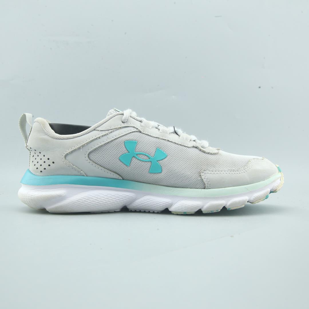 UNDER ARMOUR CHARGED ASSERT 9