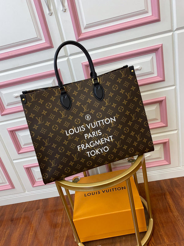 Fan Fashion Lu-Vi bags - 17806