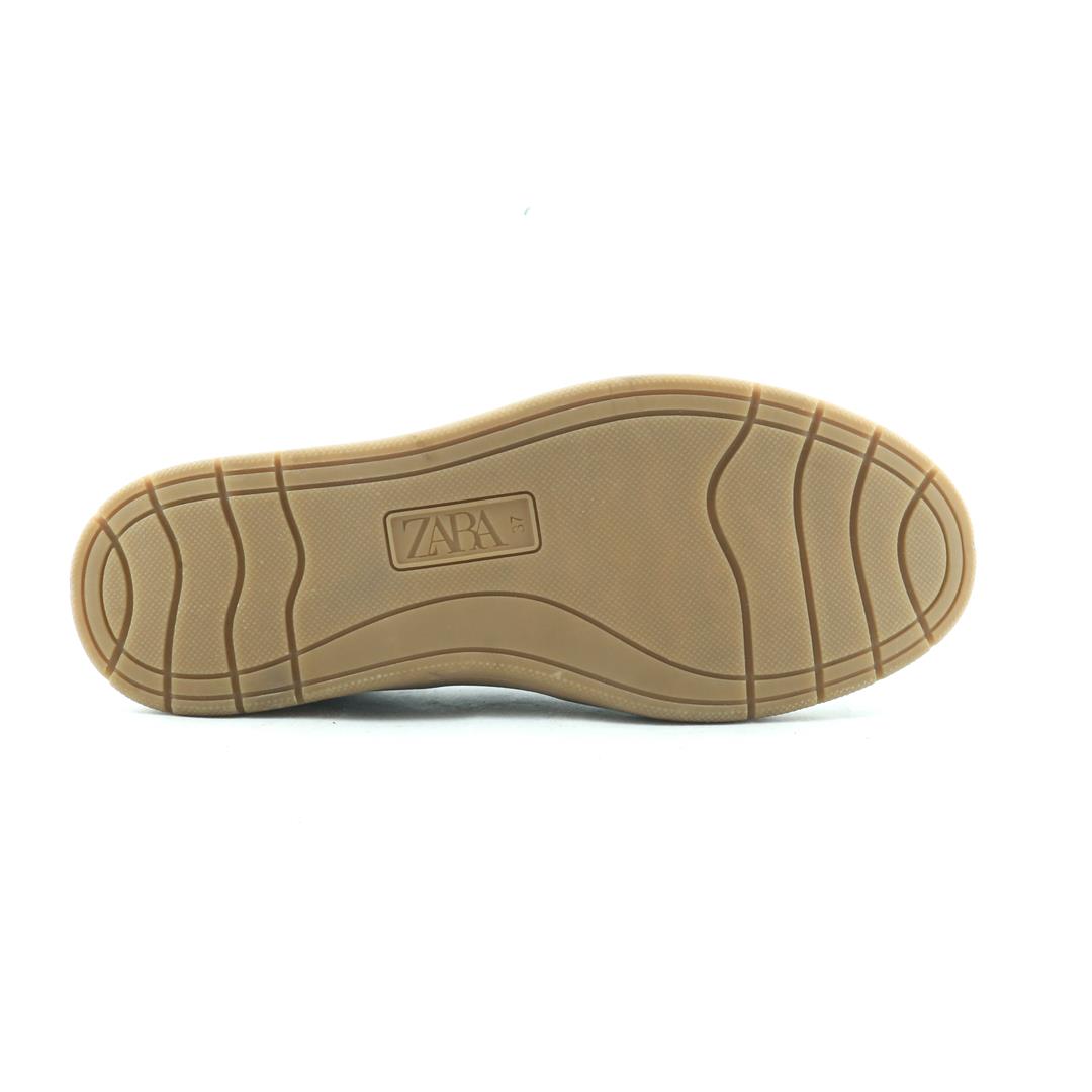ZARA. .