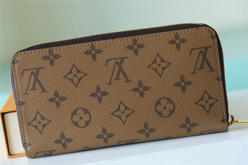 Fan Fashion Lu-Vi bags - 8726