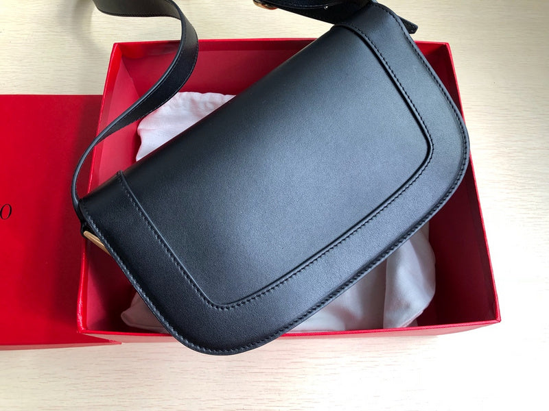 VAL LUXURY BAGS - FOR FASHION LOVERS  AFFORDABLE LUXURY BAGS- 1320