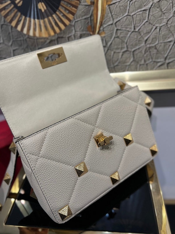 Amelia's Bag Gallery - VEL Bags - 1354