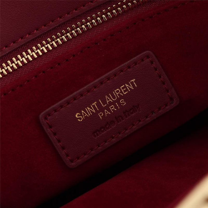 Amelia - YSL Bag - 2522
