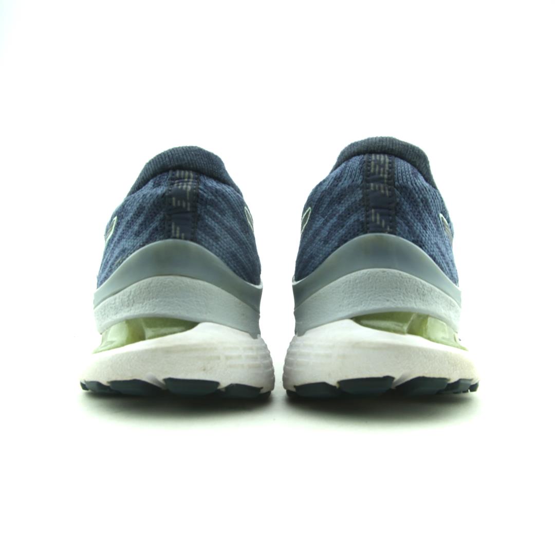 ASICS GEL-KAYANO 28