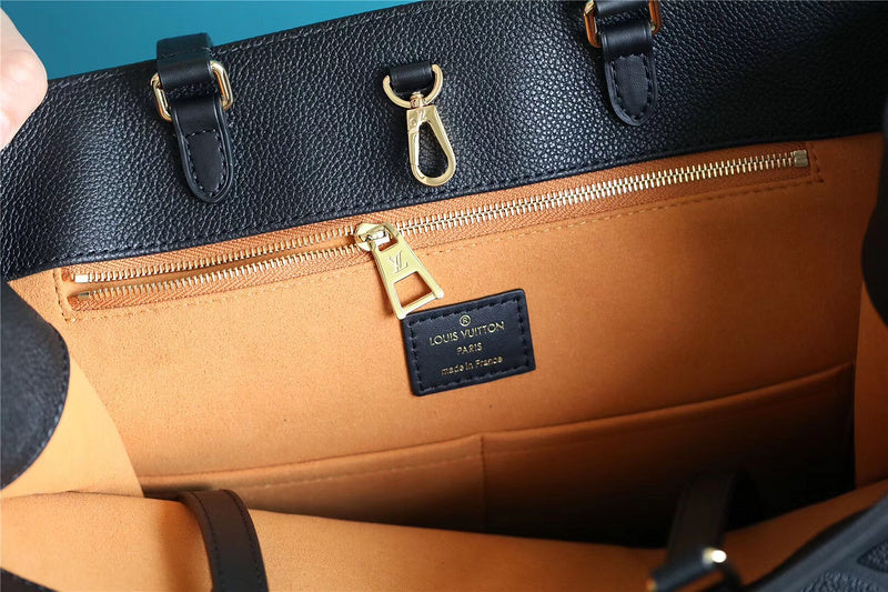 Fan Fashion Lu-Vi bags - 8659