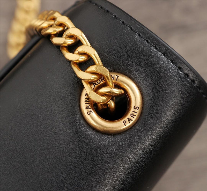 Amelia - YSL Bag - 2841