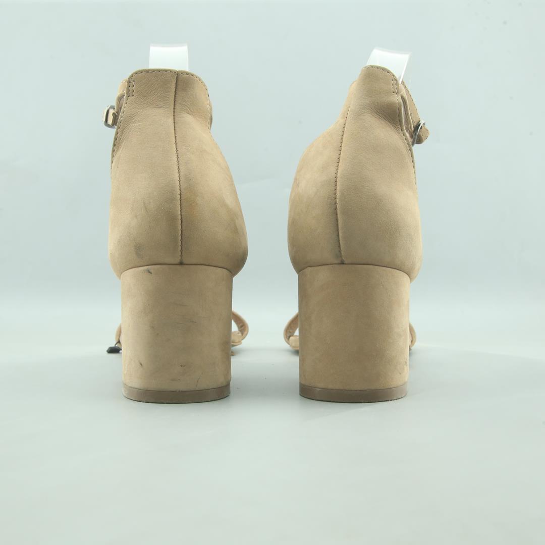 STEVE MADDEN .