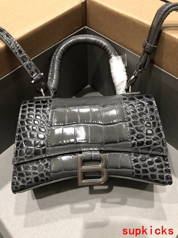 Amelia- BG Hourglass Bags - 109