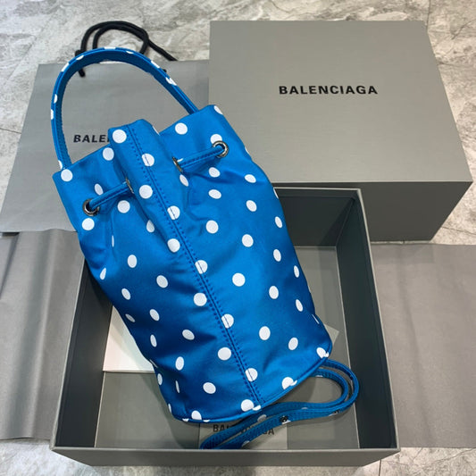 BLN-Ciaga Le Cagole Medium Bucket Bag In Blue, For Women,  Bags 17.6in/45cm