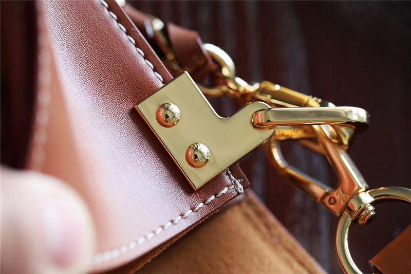 Fan Fashion Lu-Vi bags - 8116