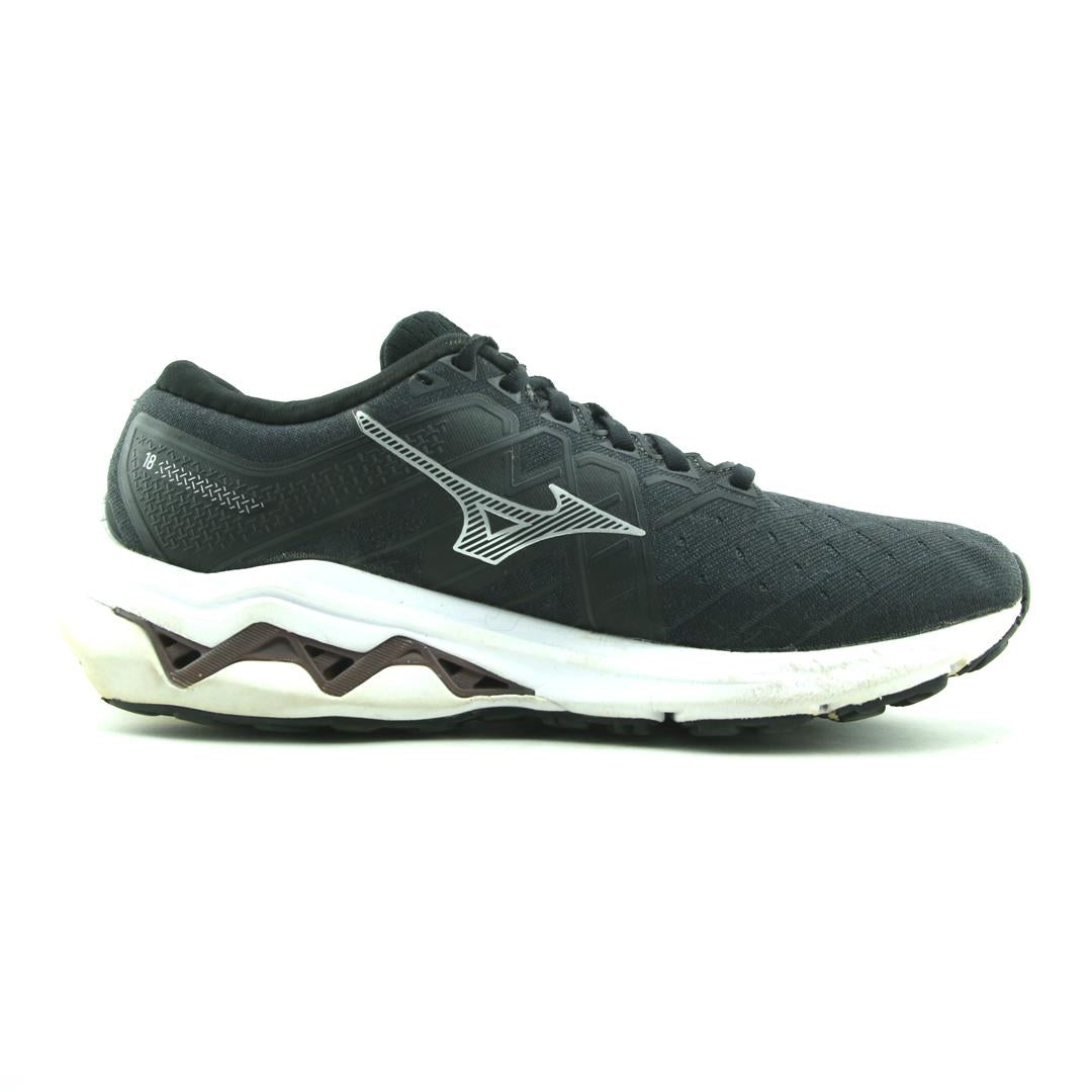 MIZUNO WAVE INSPIRE 18