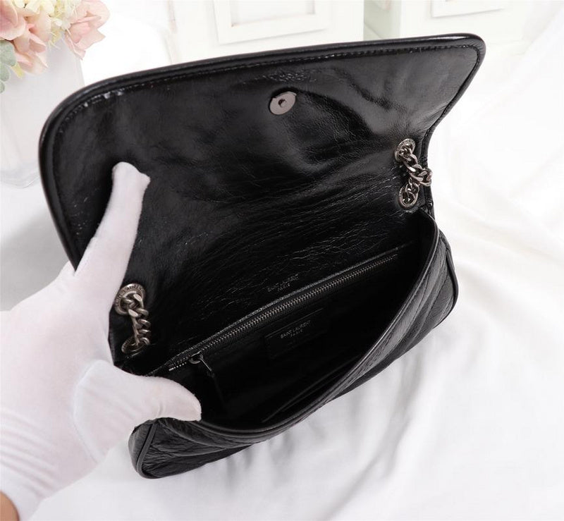 Amelia - YSL Bag - 2636