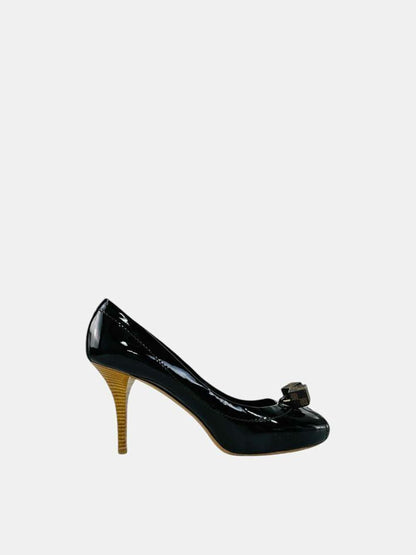 LOUIS VUITTON Saint Honore Black Size EU 39 Pumps
