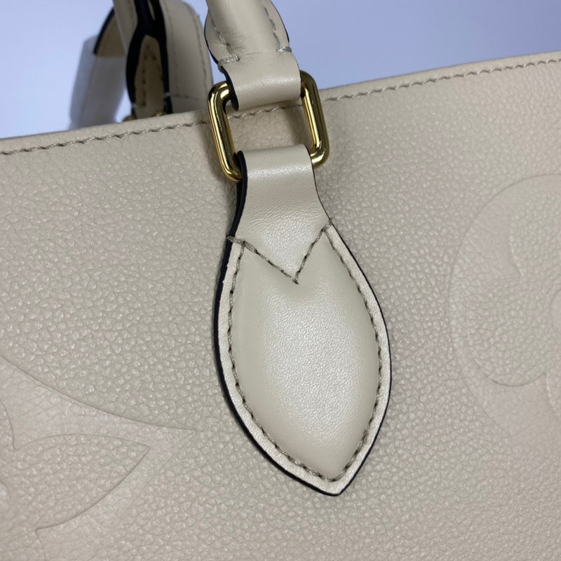 Fan Fashion Lu-Vi bags - 17705