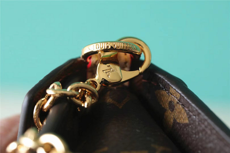 Fan Fashion Lu-Vi bags - 8771