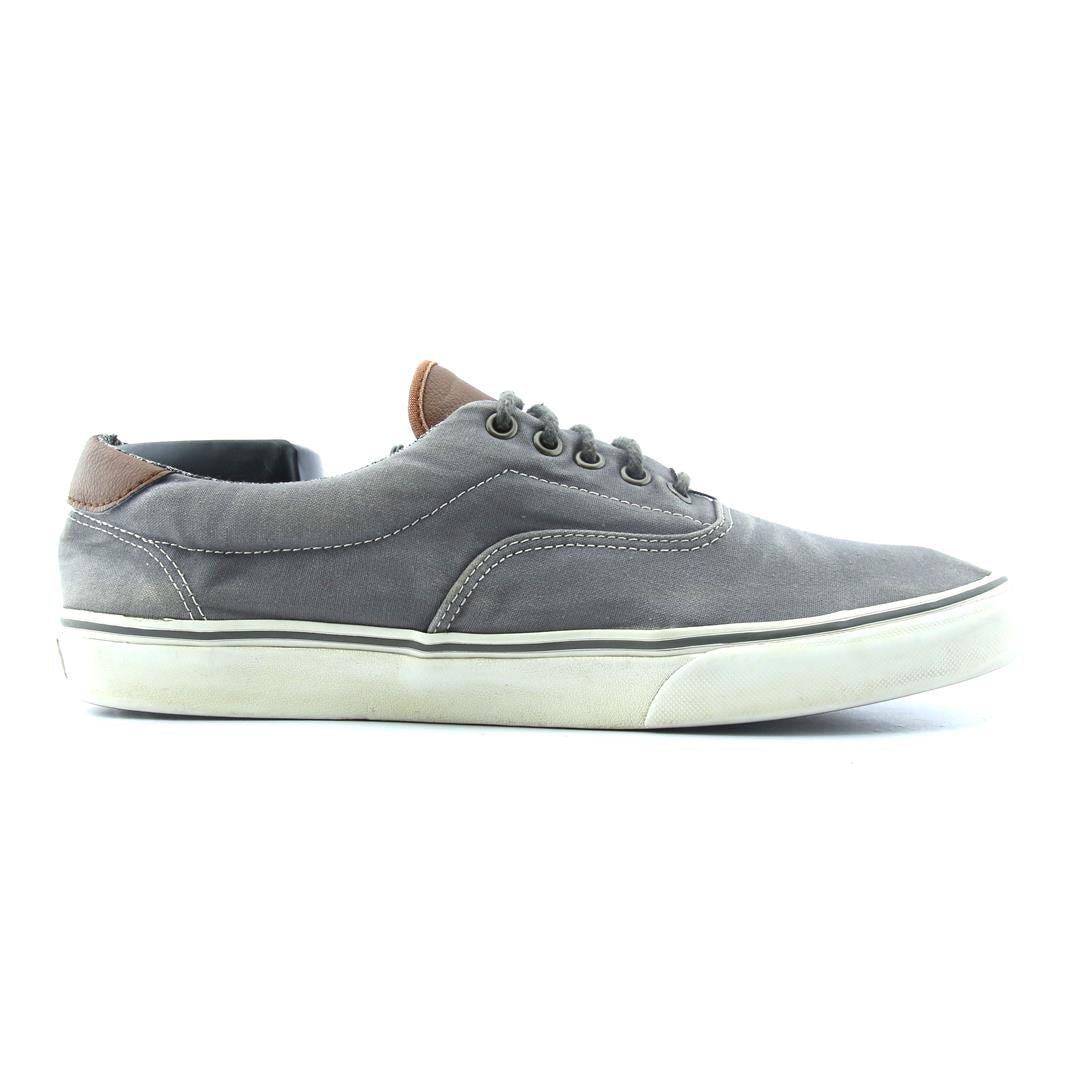 VANS AUTHENTIC