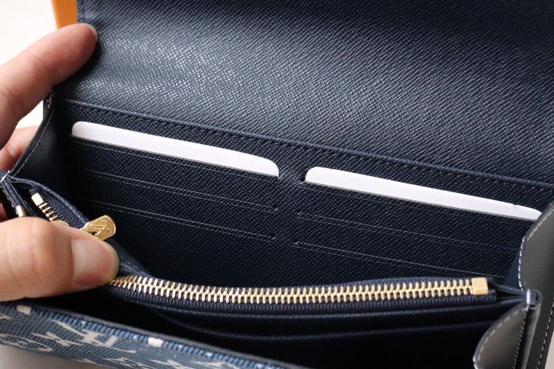 Amelia- LOV  Luxury  Wallets - 614