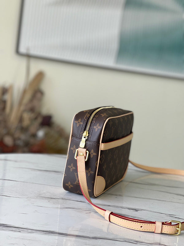 Fashion Lu-Vi bags - 5073