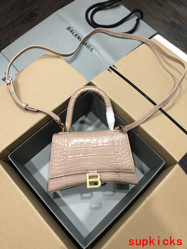 Amelia- BG Hourglass Bags - 101