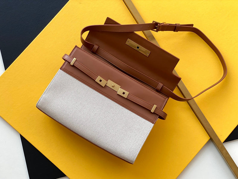 Amelia - YSL Bag - 4200