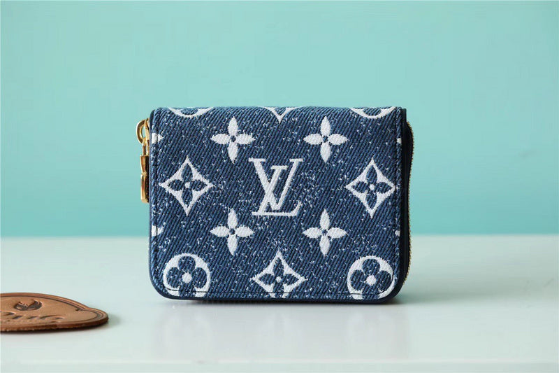Fan Fashion Lu-Vi bags - 8880
