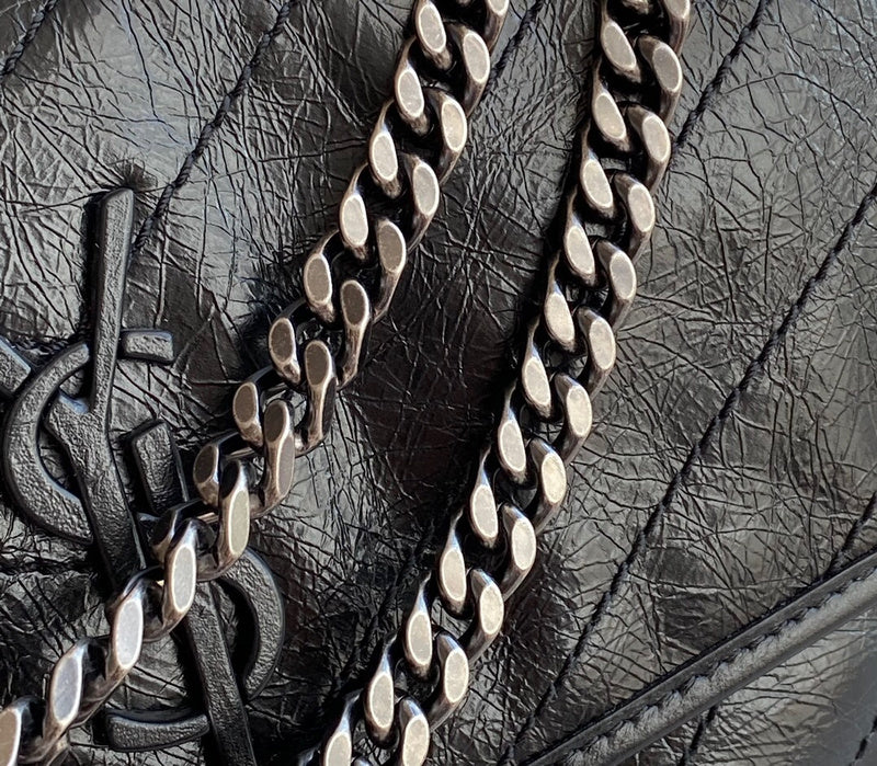 Amelia - YSL Bag - 3702