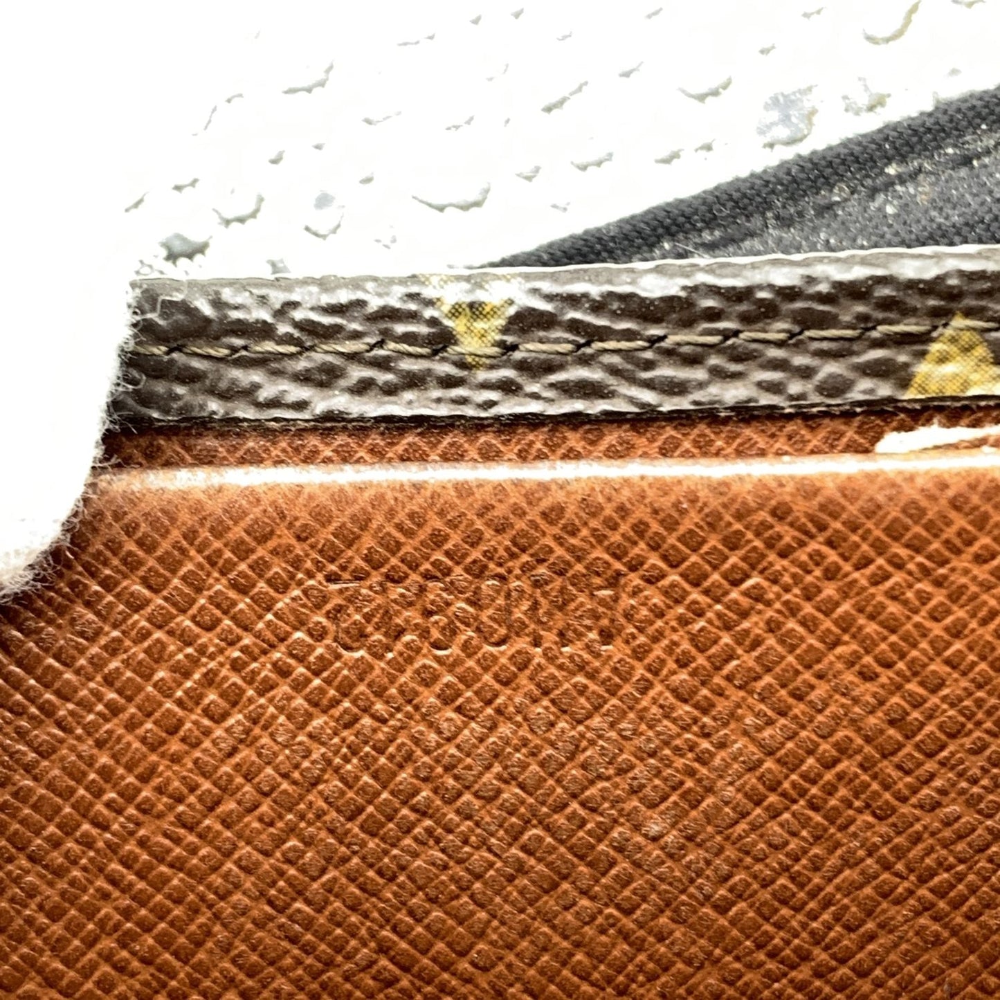 LOUIS VUITTON   Monogram Compact Double Flap Wallet M61652