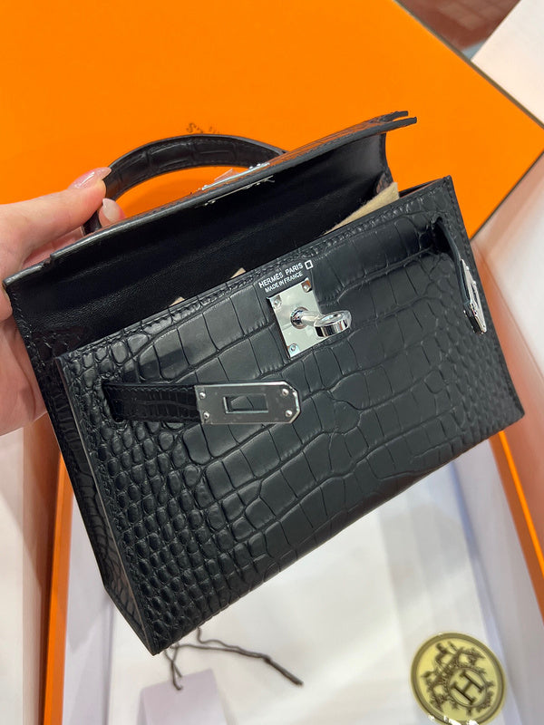 Amelia - HMS Bags - 1430