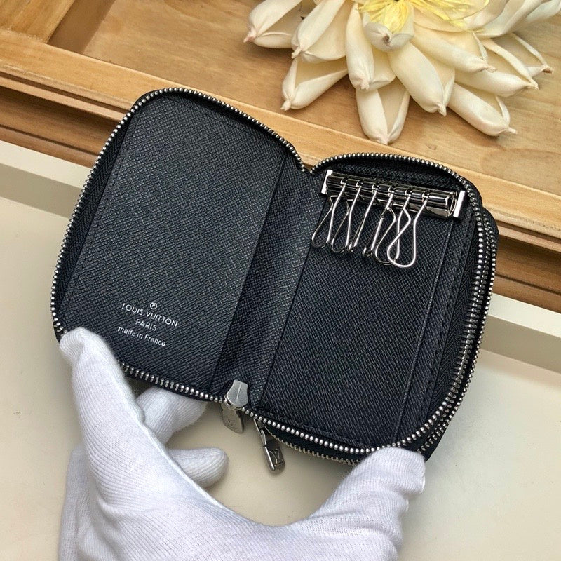 Fan Fashion Lu-Vi bags - 10886
