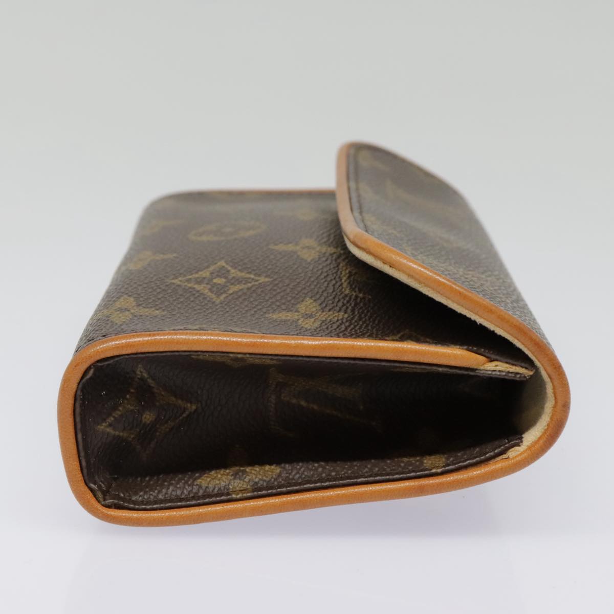 Louis Vuitton Florentine  Canvas Clutch Bag