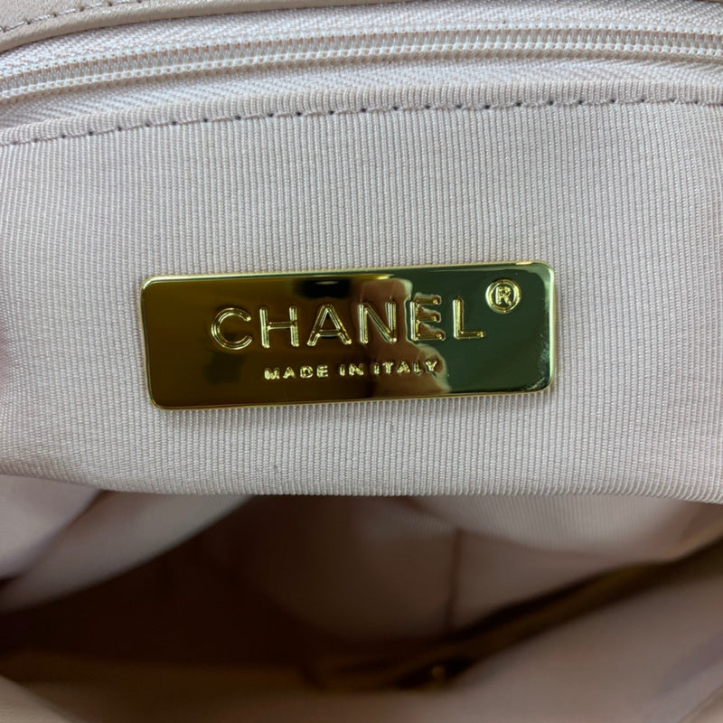 Wellow Bags - Chanel - Bags  - 805