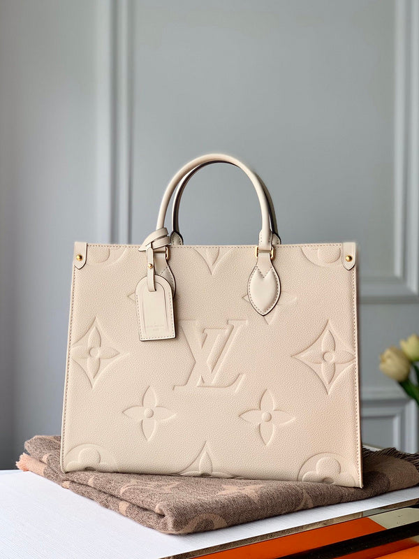 Fan Fashion Lu-Vi bags - 17776