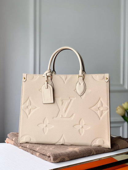 Fan Fashion Lu-Vi bags - 17776