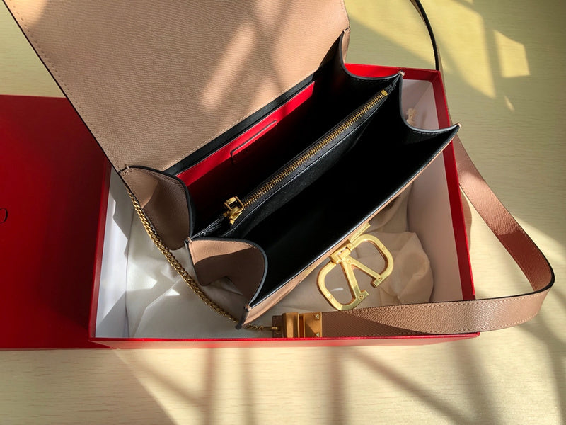 Amelia's Bag Gallery - VEL Bags - 1316