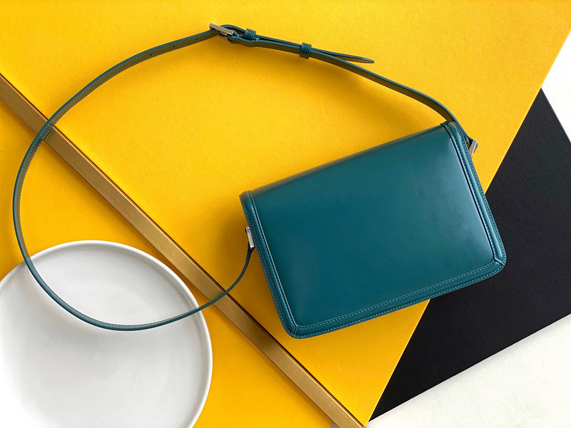 Amelia - YSL Bag - 4110