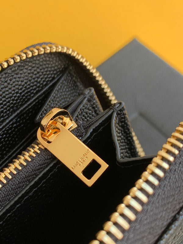 Amelia - YSL Bag - 3721