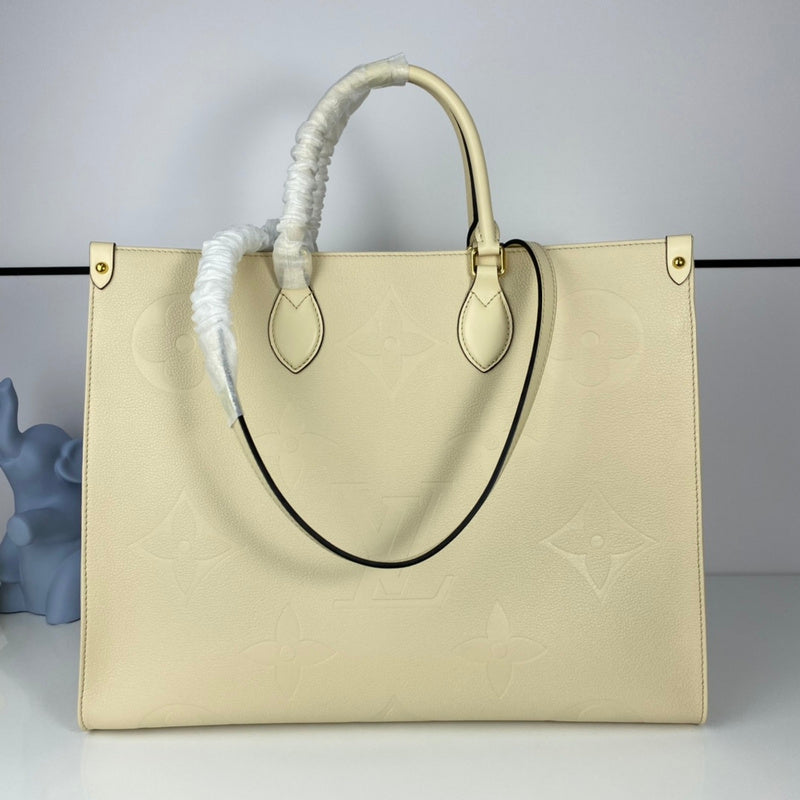 Fan Fashion Lu-Vi bags - 17705