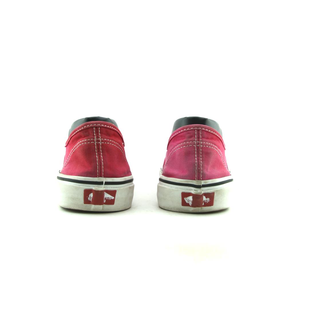 VANS AUTHENTIC