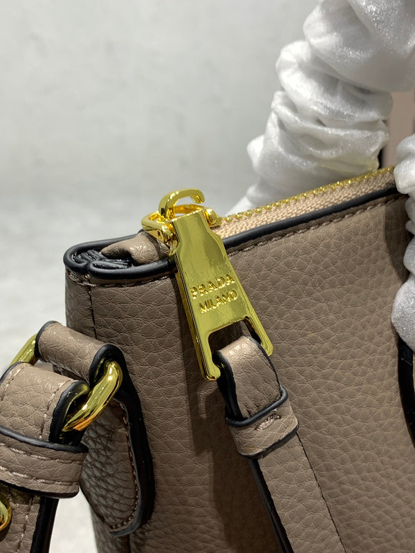 Amelia- PRDA  LUXURY BAGS - 779
