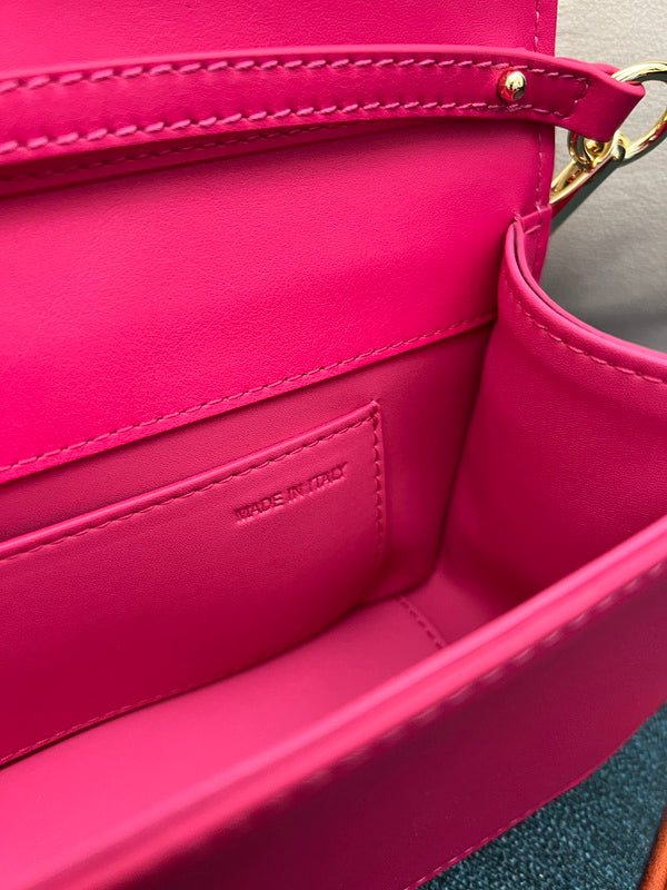 Amelia's Bag Gallery - VEL Bags - 257
