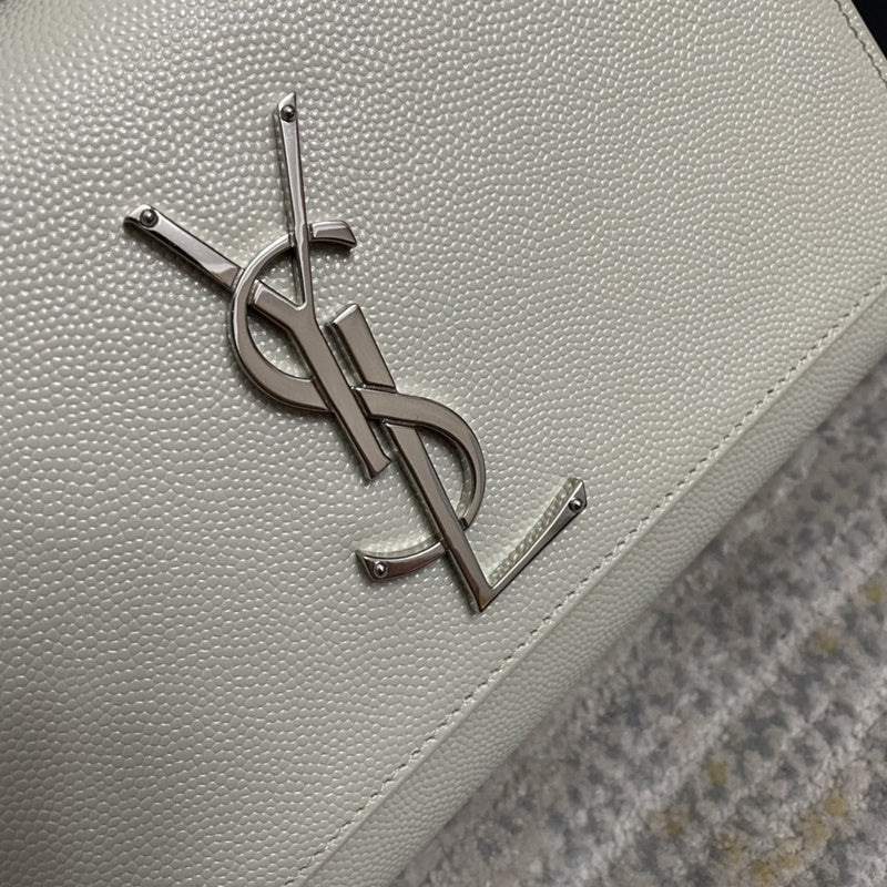 Amelia - YSL Bag - 3798