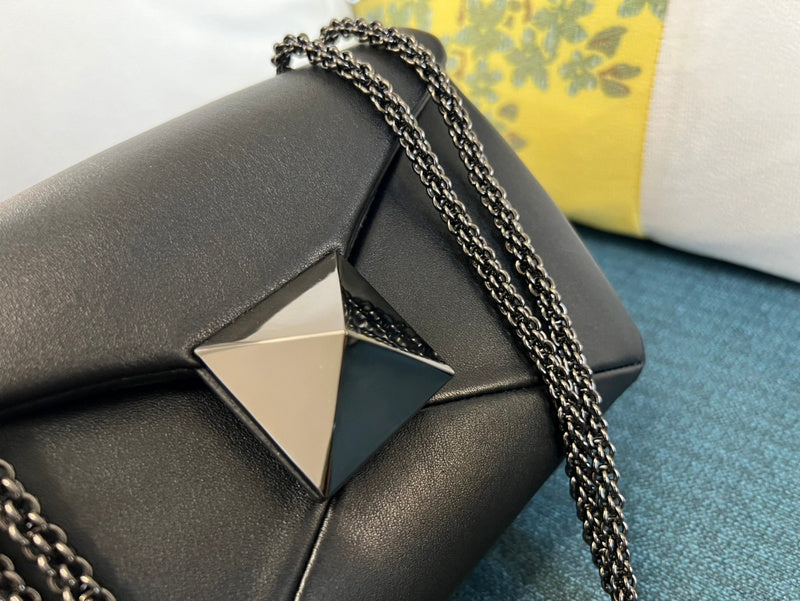 VAL LUXURY BAGS - FOR FASHION LOVERS  AFFORDABLE LUXURY BAGS- 1564