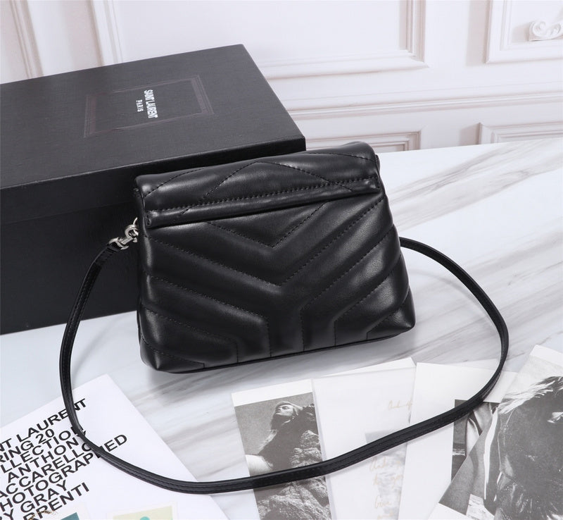 Amelia - YSL Bag - 2403