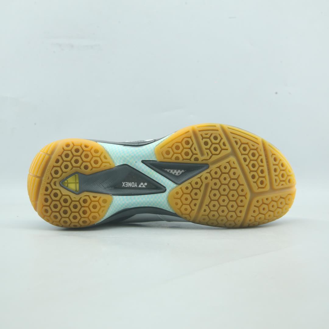YONEX POWER CUSHION 65 Z