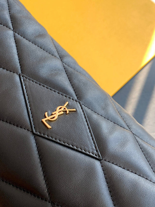 Amelia - YSL Bag - 4129