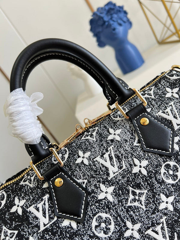 Fan Fashion Lu-Vi Bags - 16691