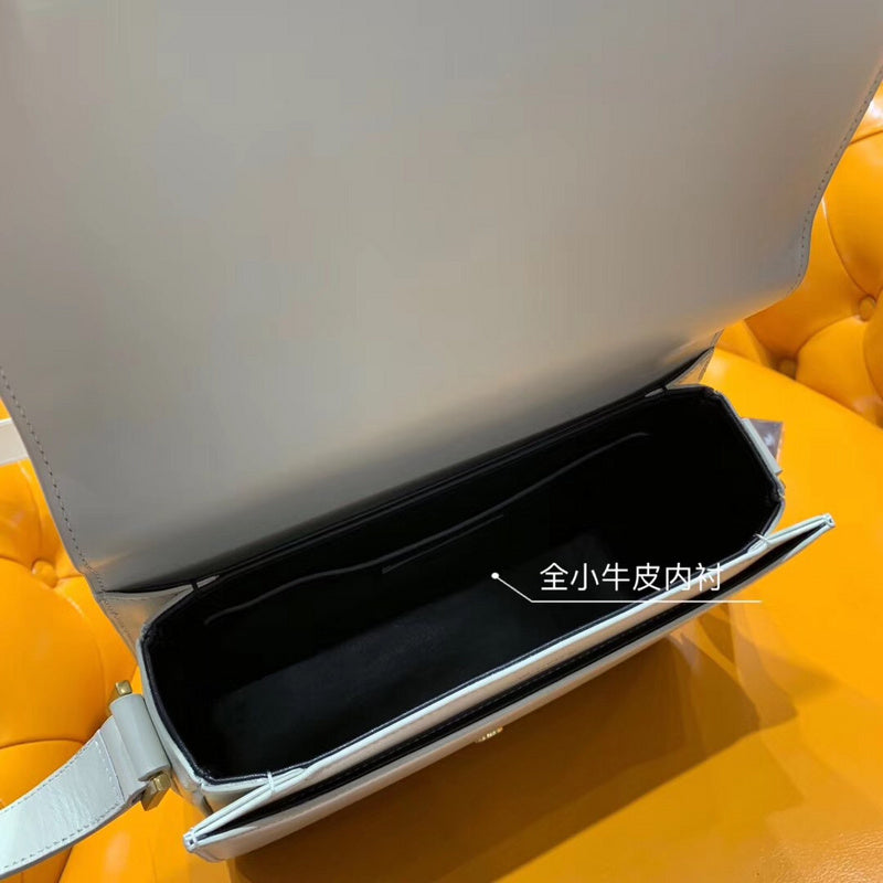 Amelia - YSL Bag - 3862