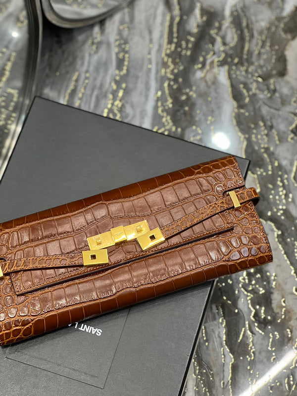 Amelia - YSL Bag - 3652