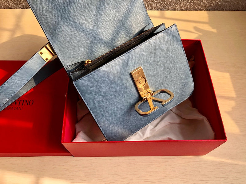 VAL LUXURY BAGS - FOR FASHION LOVERS  AFFORDABLE LUXURY BAGS- 1319