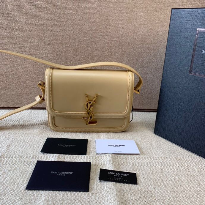 Amelia - YSL Bag - 3744
